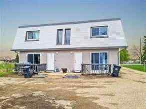 4 plex Sexsmith homes