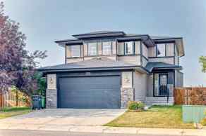 Detached Strathmore homes