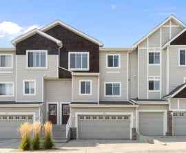 Row/Townhouse Calgary homes