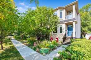 Detached Renfrew homes