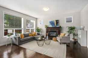 Detached Williamstown homes