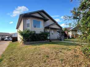 Detached Lakeland homes