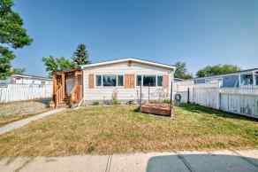 Detached Strathmore homes