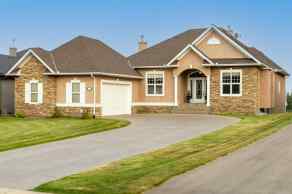 Just listed Springbank Links homes for sale new 435 Rodeo Ridge  in Springbank Links Rural Rocky View County