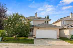Detached Hamptons homes