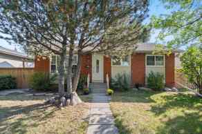 Detached Southview homes