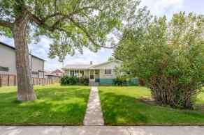 Detached Cambrian Heights homes