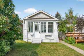 Detached Queens Park homes