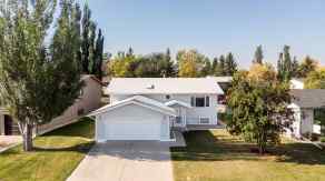 Detached Innisfail homes