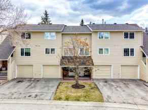 Row/Townhouse Point McKay homes