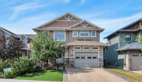 Detached Sylvan Lake homes