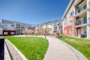 Apartment Springbank homes
