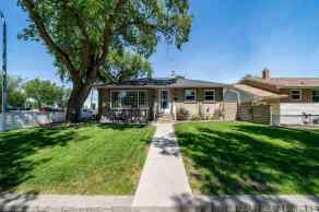 Detached Medicine Hat homes