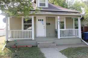 Detached Medicine Hat homes