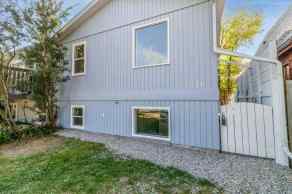 Semi Detached (Half Duplex) Sylvan Lake homes