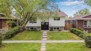 Detached Cedarbrae homes
