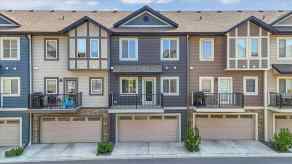 Row/Townhouse Legacy Woods homes