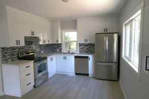 Detached Lomond homes