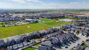 Detached Livingston homes