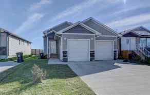 Detached Clairmont homes