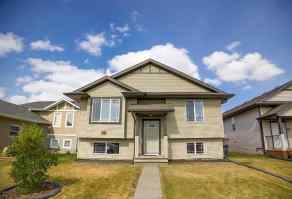 Detached Penhold homes