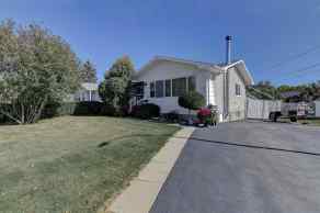 Semi Detached (Half Duplex) Grande Prairie homes