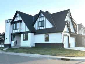 Detached Yankee Valley Estates homes