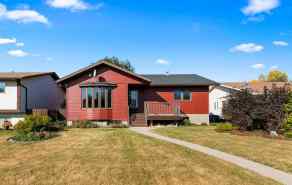 Detached Olds homes