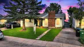 Detached Radisson Heights homes