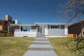 Detached Canyon Meadows homes