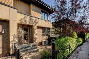 Row/Townhouse Calgary homes
