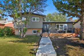 Detached Carstairs homes