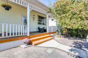 Detached Irricana homes
