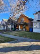 Detached London Road homes