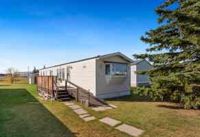 Detached Carstairs homes