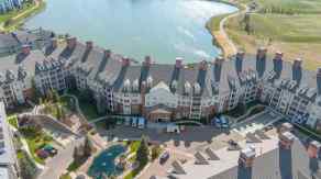 Apartment Country Hills Village homes