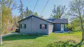 Detached Cardston homes