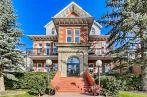 Row/Townhouse Stanley Park homes