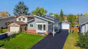 Detached Deer Run homes