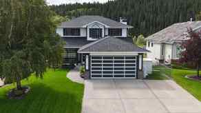 Detached Cochrane homes