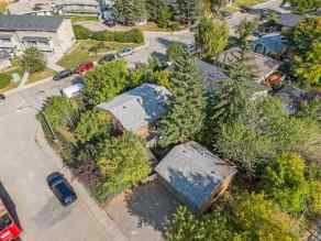 Detached Bowness homes