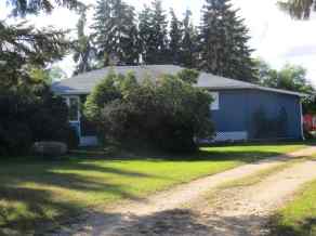 Detached Plamondon homes