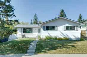 Detached Charleswood homes