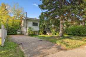 Detached Windsor Park homes