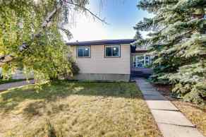 Detached Pineridge homes