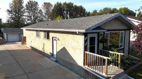 Detached Edson homes