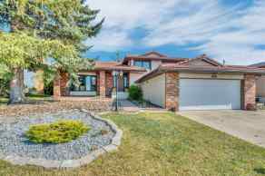 Detached Strathmore homes