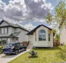 Detached Country Hills homes