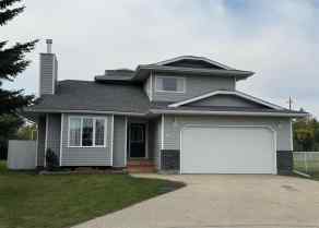 Detached Whitecourt homes