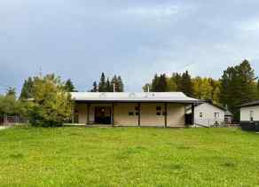 Detached Peers homes